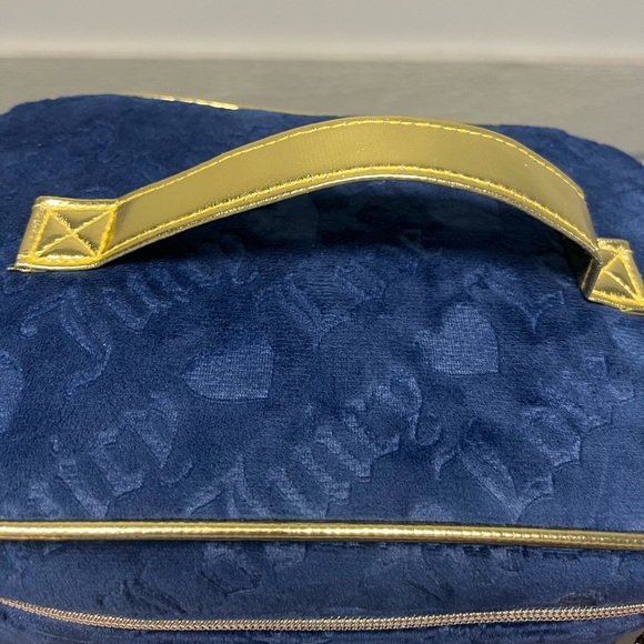 NEW Juicy Couture Travel Makeup Case - Picture 6 of 7